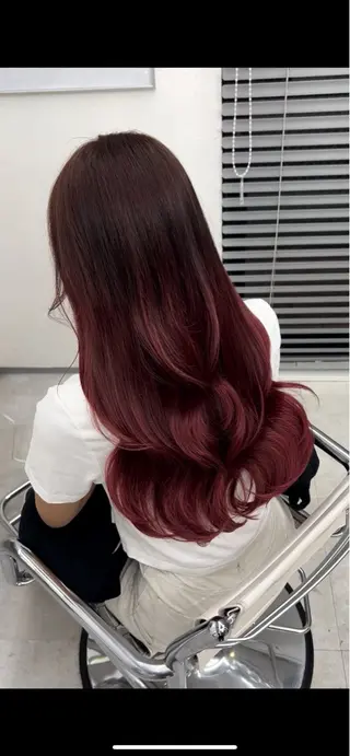 ロング カラー 田口 莉奈のヘアスタイル