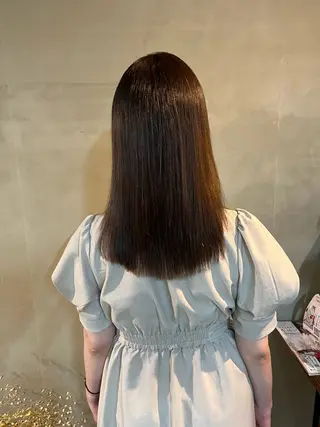 セミロング 石江 奈琉のヘアスタイル