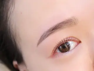 アイブロウ room  川越 Hirokoのマツエク・マツパデザイン