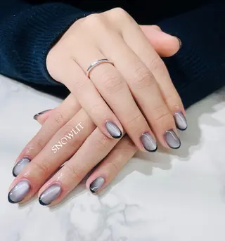 ネイル SNOW LITのネイルデザイン
