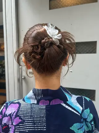 ロング メイ🩰透明感カラー レイヤーカットのヘアスタイル
