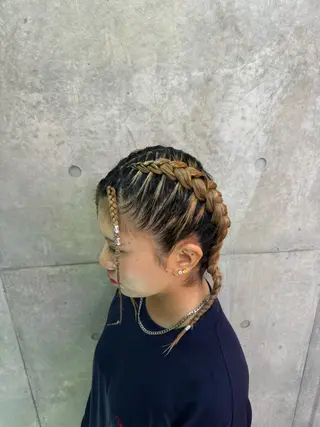 ミディアム ヘアアレンジ 💕MINAMI 特殊ヘア💕🥥🌴のヘアスタイル