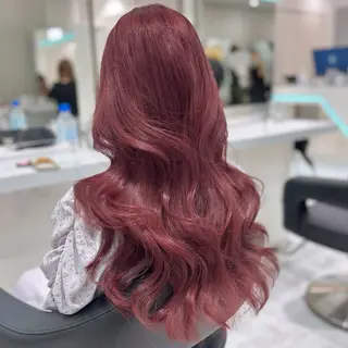 ロング カラー トレンド暖色ヘア🍒 miu🍒のヘアスタイル