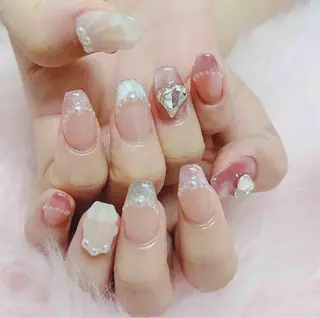 ネイル MoonNail ユリ🌸のネイルデザイン