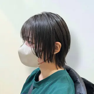 ショート ハッシュ・ウルフ🐺 小顔レイヤー松山直史のヘアスタイル