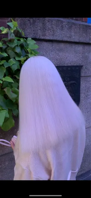 ロング カラー れい🫧 ハイトーン特化のヘアスタイル