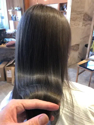 ロング カラー 小山内 龍一郎 店長のヘアスタイル