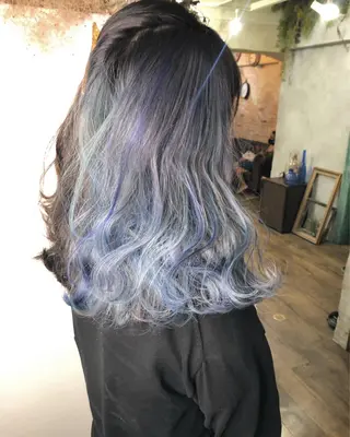 セミロング カラー 遠藤 拓馬のヘアスタイル