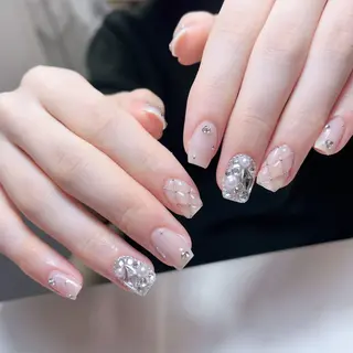 ネイル C ✨Mのネイルデザイン