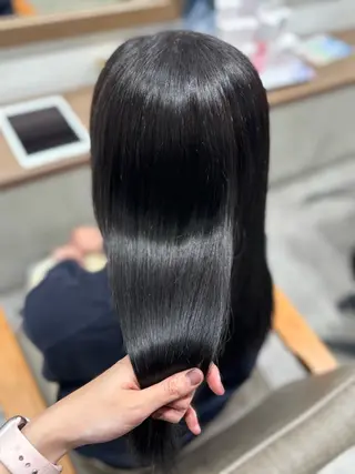 カラー おかだ まなみのヘアスタイル