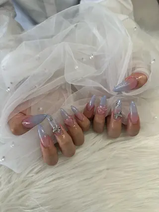 ネイル AOAQUA SHIORIのネイルデザイン