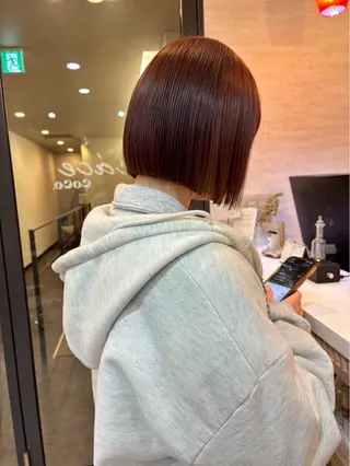 ショート カラー brace 小笹花純のヘアスタイル