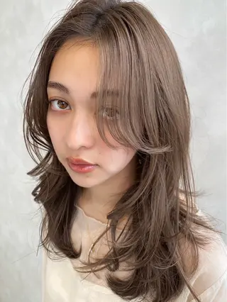 セミロング カラー むく。/顔周りカット /透明感カラーのヘアスタイル