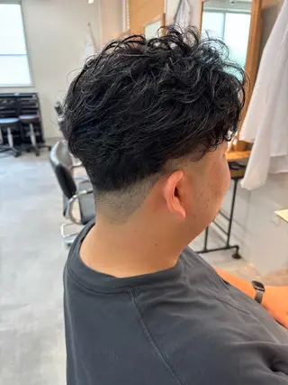 メンズ 保立/フェザーパーマ /メンズカット千葉のヘアスタイル