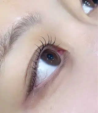 マツエク・マツパ マキノ キョウカのヘアスタイル