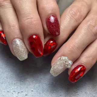 ネイル SUNNY NOEMIのネイルデザイン