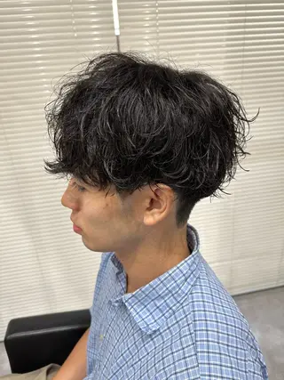 ショート パーマ メンズ ユウ🪄 パーマ指名No1のヘアスタイル