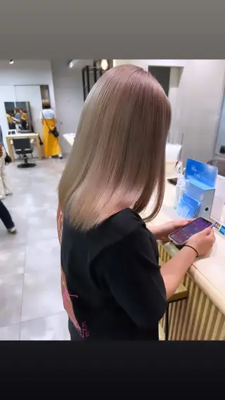 セミロング カラー パーマ ヘアアレンジ メンズ ハイトーン特化🤍 浦住のヘアスタイル