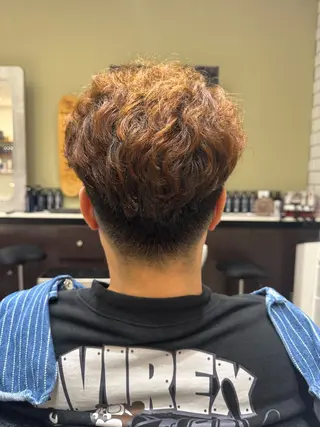 カラー パーマ メンズ 城所 千裕のヘアスタイル