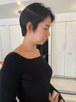 ショート ブリーチカラー🎀 韓国風/寺門美優のヘアスタイル