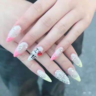 ネイル ネイルハウス ラブ♡セラヴィのネイルデザイン