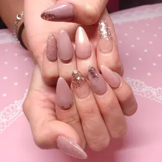 ミディアム ネイル 《LB》ラブリエ Nail&eyeのマツエク・マツパデザイン