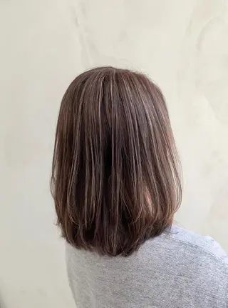 ミディアム カラー リサ tonieのヘアスタイル