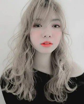 ロング カラー ✂️✂️徳　田✂️ ✂️のヘアスタイル
