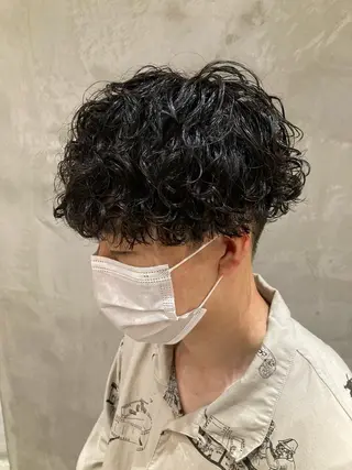 ショート パーマ メンズ 波巻きスパイラルパー マ/シャドウパーマ駿のヘアスタイル
