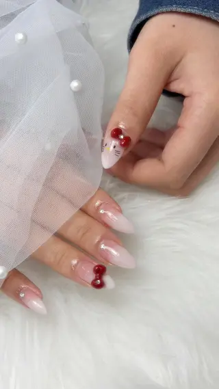 ネイル haku 🤍のネイルデザイン