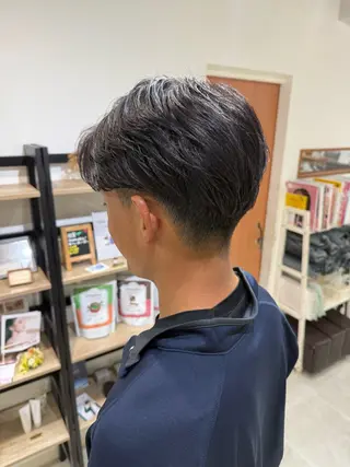 カラー パーマ メンズ 島 歩那のヘアスタイル