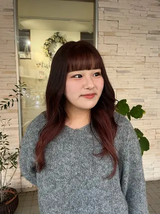 ロング カラー 喜屋武 美月のヘアスタイル