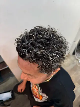 パーマ メンズ コーンロウ／ドレッド 浅賀晟弥のヘアスタイル