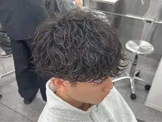 パーマ メンズ メンズ特化✨️ 韓国風パーマ🔥一八のヘアスタイル