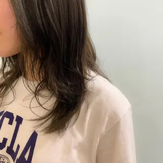 セミロング カラー 切りっぱなしボブ ソノキユウカのヘアスタイル