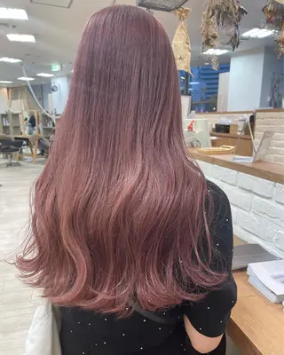 ロング カラー 立川 奈那子のヘアスタイル