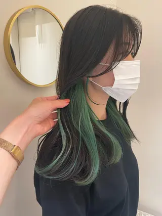 セミロング カラー クルミ🤍推し活 🎀ピンクカラーのヘアスタイル