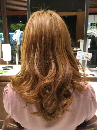セミロング カラー SHIORI💜口コ ミNo.1艶カラーのヘアスタイル