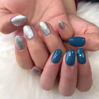 ネイル 西岡 杏のネイルデザイン