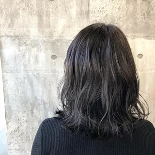 ミディアム カラー 菅沢 奈生のヘアスタイル