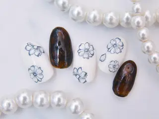 ネイル Tiary Nail Yのネイルデザイン