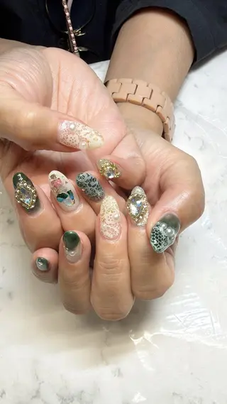 ネイル ✨アン ミユ✨のネイルデザイン