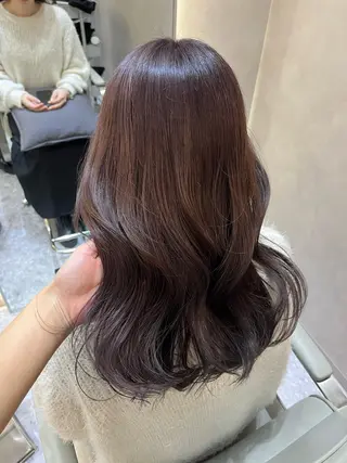 ミディアム カラー このか🕊️ベージュ /グレージュ/カットのヘアスタイル