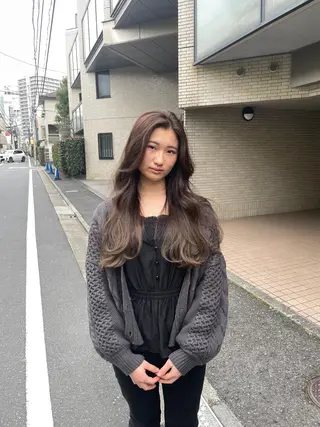 ロング セキネ シュウヘイのヘアスタイル