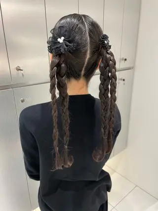 ヘアアレンジ ヘアセット🎀耳つぼ 👂💎MONAMIのヘアスタイル