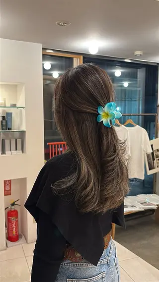 ロング 🌞アオキ サキ💫のヘアスタイル