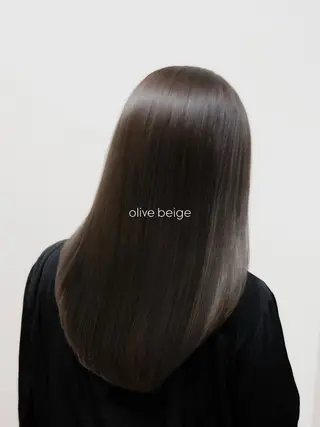 セミロング カラー Misaki 🍒のヘアスタイル