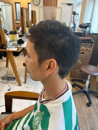 メンズ 新原 陽那のヘアスタイル