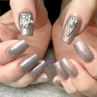 ネイル elu船橋 SAKURAのネイルデザイン