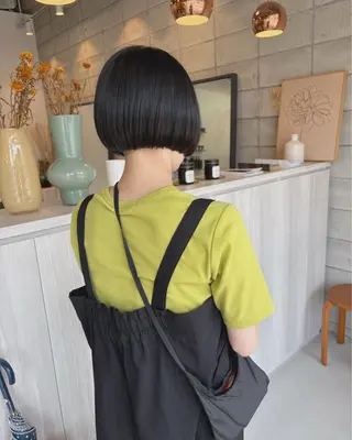 ショート 中村 潮音のヘアスタイル